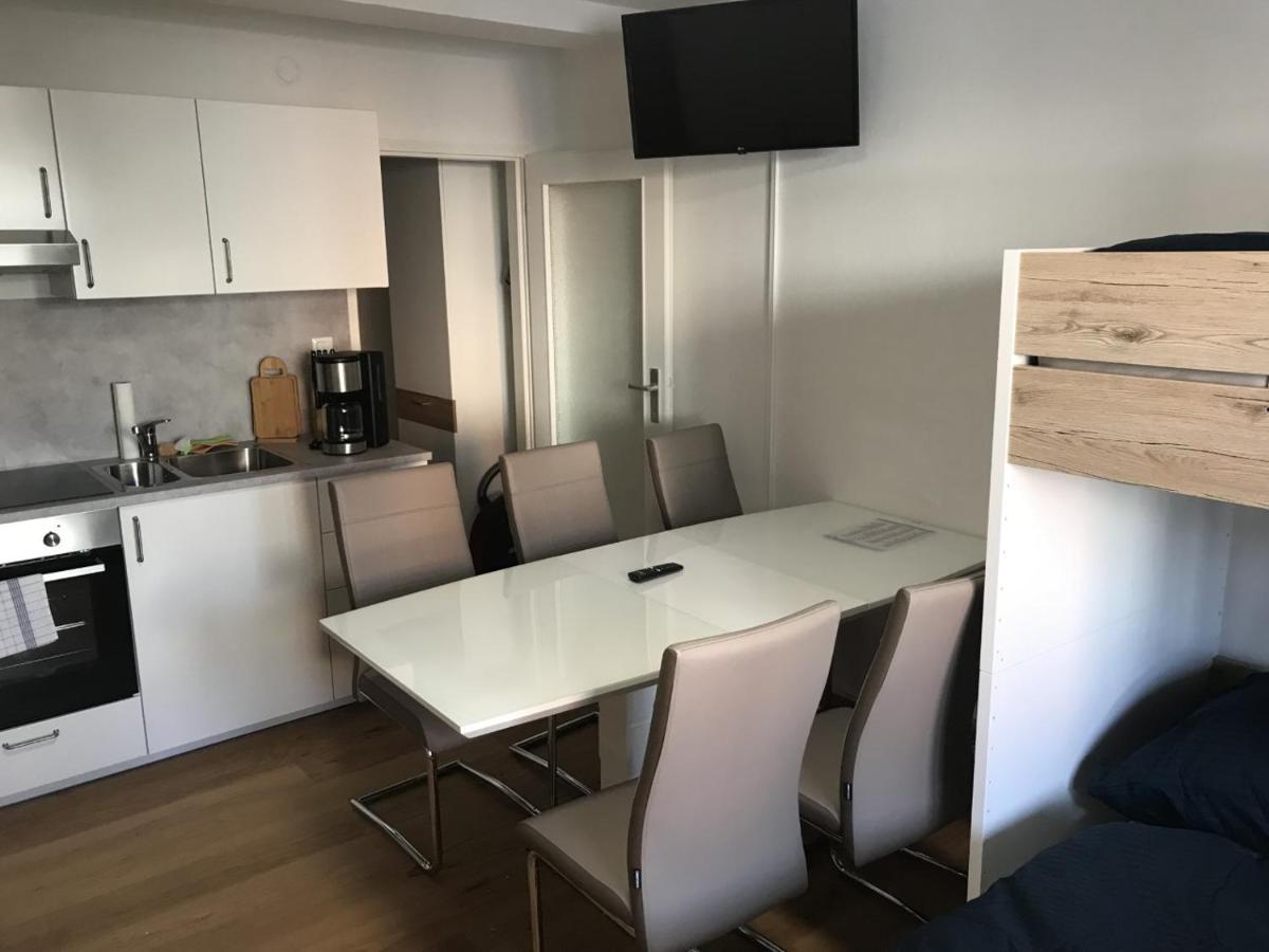 Schoenes Ferienappartment In Zell Am See: Zentral Gelegen Und Naehe Der Areitbahn Und Dem Zeller See Bagian luar foto